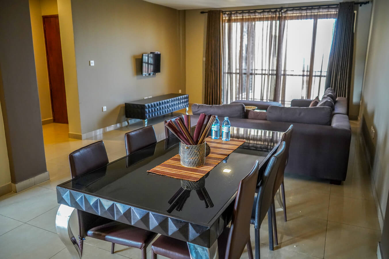 Tagore Apartments Slide Images (9)